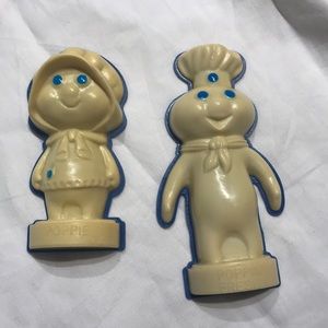 Vintage Pillsbury doughboy magnet set